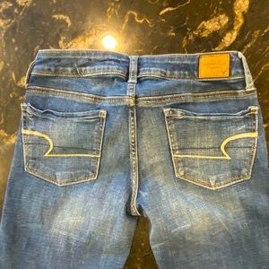 American Eagle jeans size 2 regular